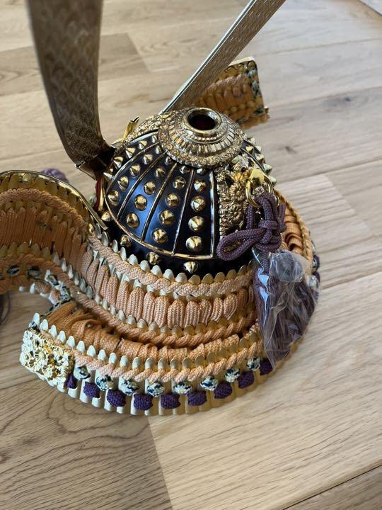 Amazon | 大幅！4月8日まで！五月人形 兜 甲冑 峰月 | 兜飾り | おもちゃ